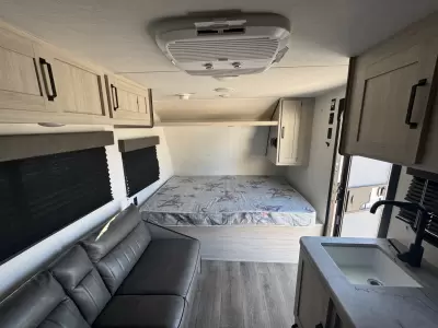 Used 2025 Forest River RV Palomino Puma 16BHCE — photo 8