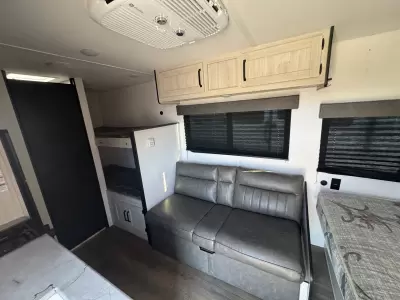 Used 2025 Forest River RV Palomino Puma 16BHCE — photo 16