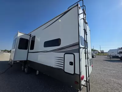 Used 2021 KZ Durango Gold 391RKQ — photo 5
