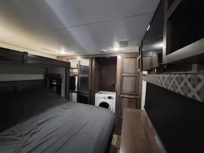 Used 2021 KZ Durango Gold 391RKQ — photo 24