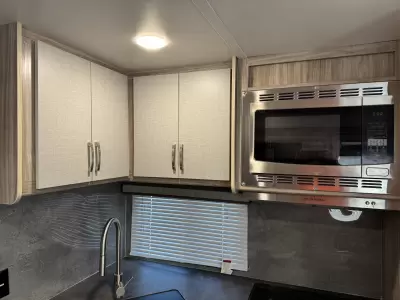Used 2022 Winnebago Micro Minnie 2327TB — photo 14