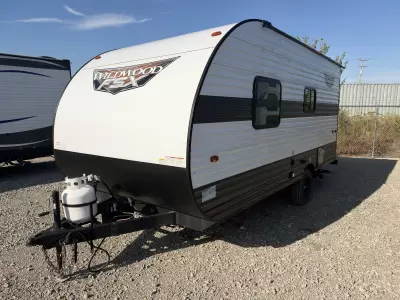 Used 2024 Forest River RV Wildwood 164rb — photo 4