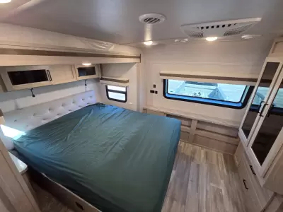 Used 2022 Forest River RV Rockwood Ultra Lite 2911BS — photo 10