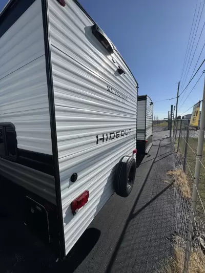 New 2027 Keystone Hideout 161BH — photo 4