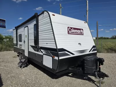 Used 2023 Dutchmen RV Coleman 274BH for sale in Bartlesville