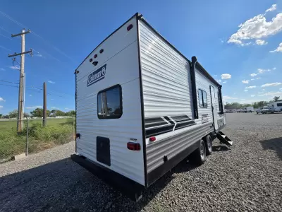 Used 2023 Dutchmen RV Coleman 274BH — photo 8
