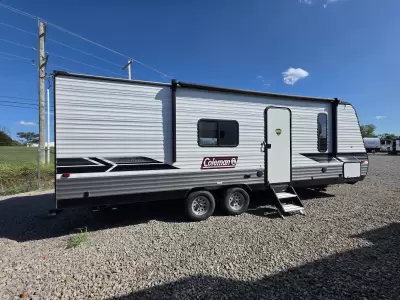 Used 2023 Dutchmen RV Coleman 274BH — photo 9