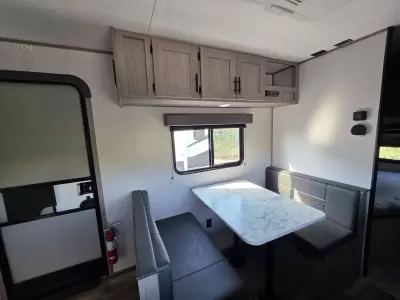 Used 2023 Dutchmen RV Coleman 274BH — photo 19