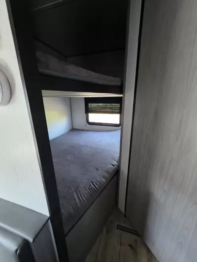 Used 2023 Dutchmen RV Coleman 274BH — photo 26