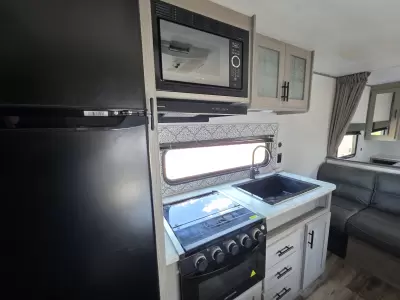 Used 2023 Dutchmen RV Coleman 274BH — photo 15