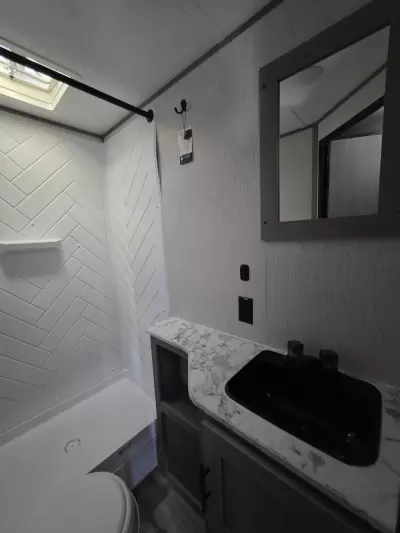 Used 2023 Dutchmen RV Coleman 274BH — photo 28