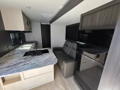 New 2027 Shasta Oasis 526RBS C1 — photo 13