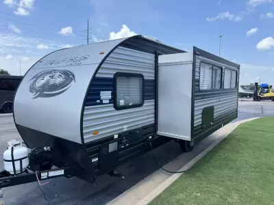 Used 2022 Forest River RV Cherokee wolf pup 18to — photo 4