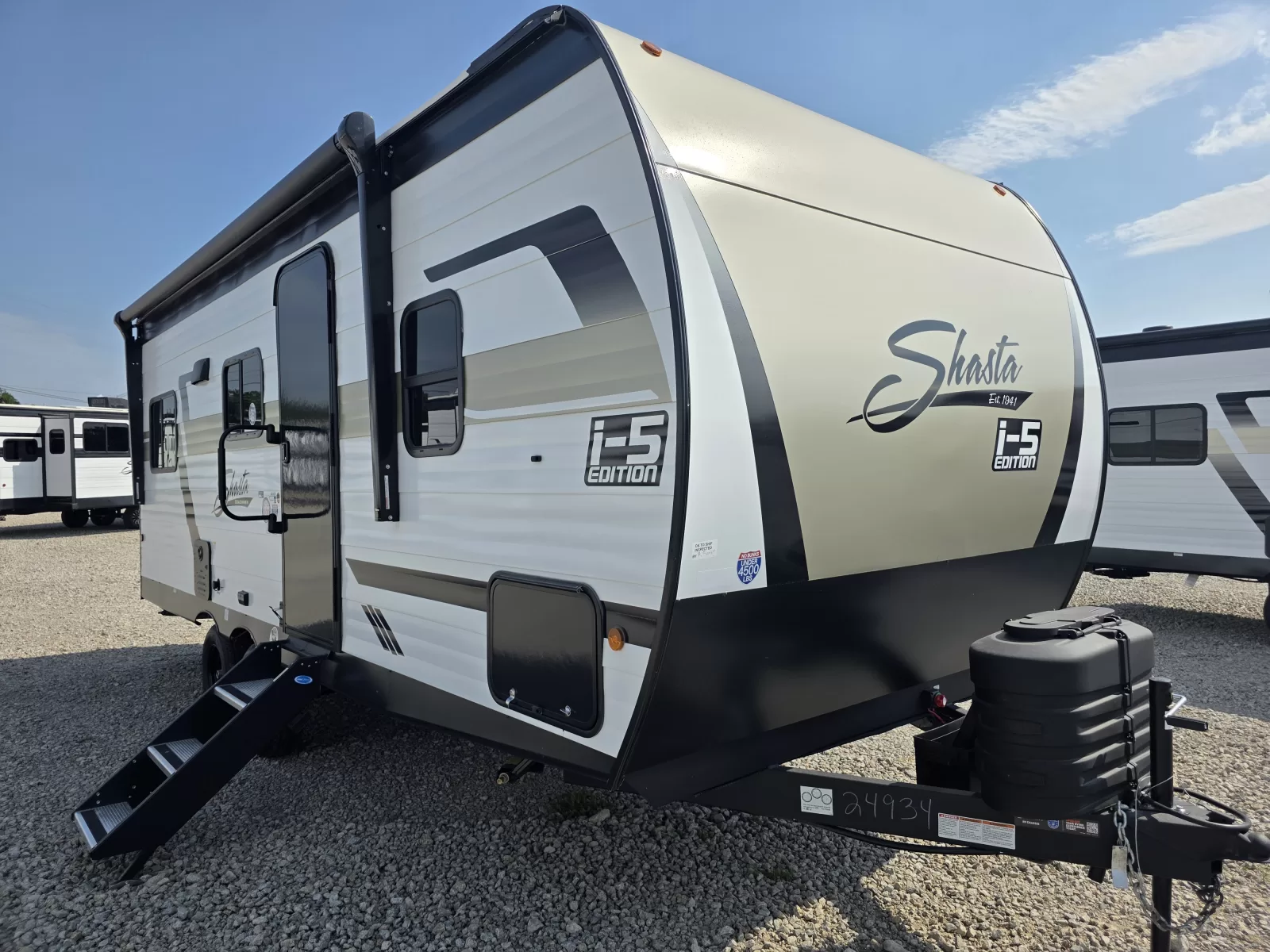 New 2027 Shasta Oasis 521CK