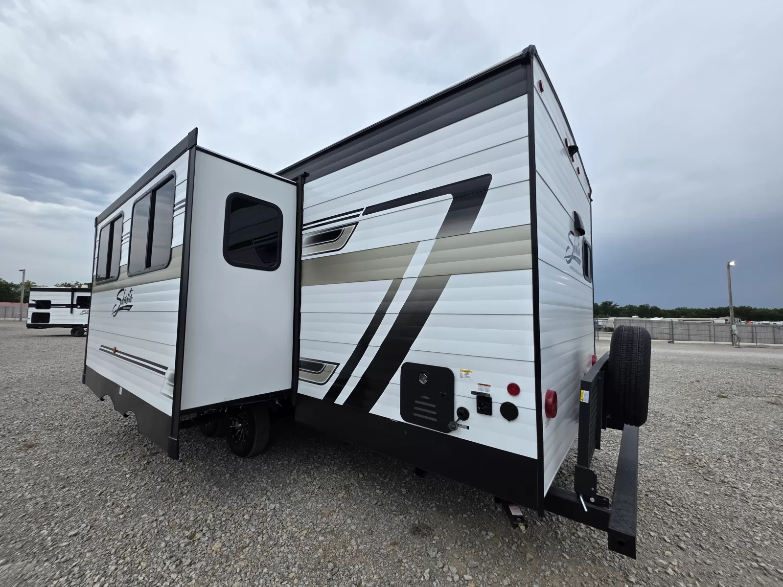 2027 Shasta Oasis 30RKS travel trailer interior available at Bell Camper Sales in Bartlesville, Oklahoma