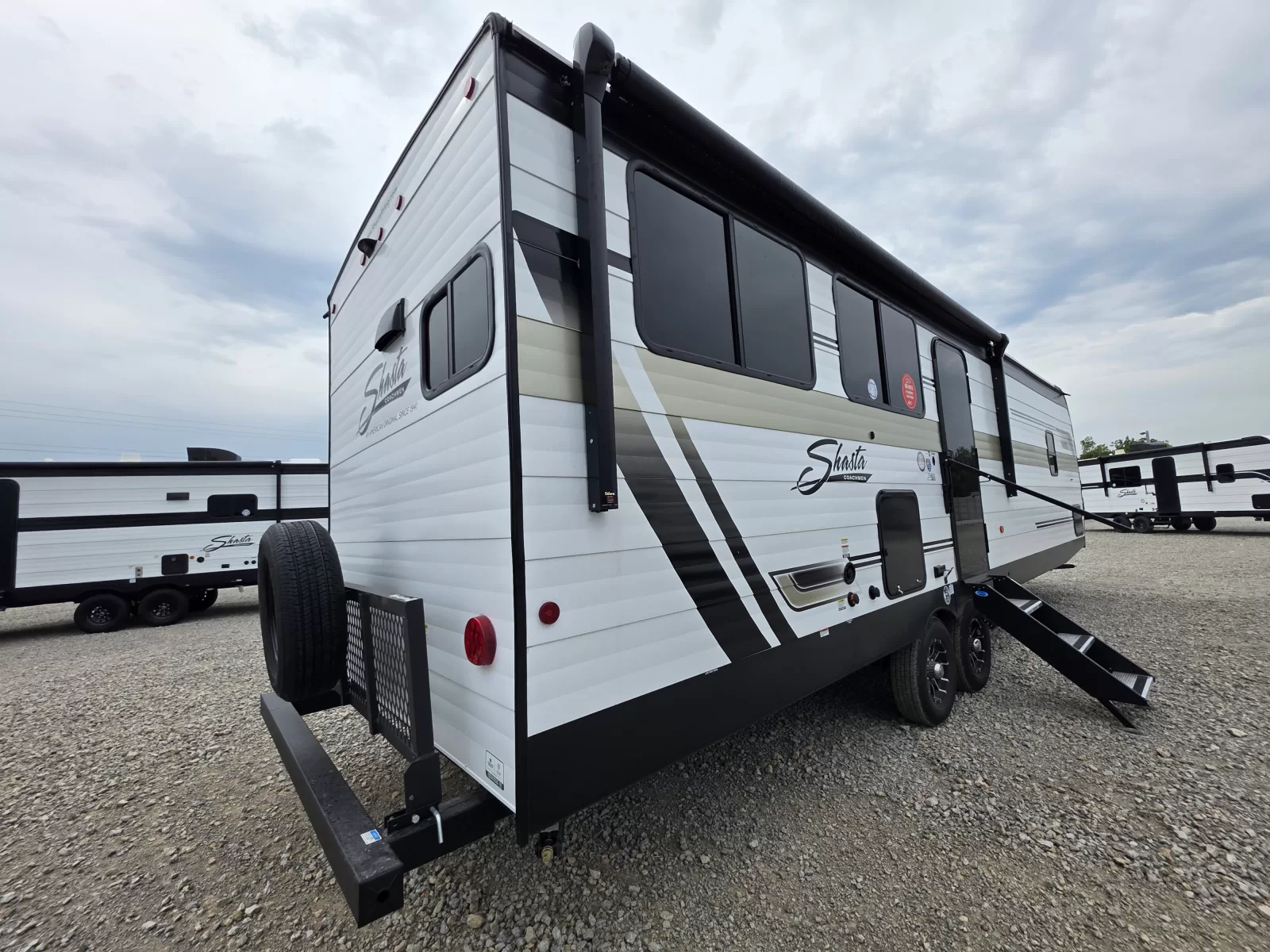 2027 Shasta Oasis 30RKS travel trailer kitchen and dining area available at Bell Camper Sales in Bartlesville, Oklahoma