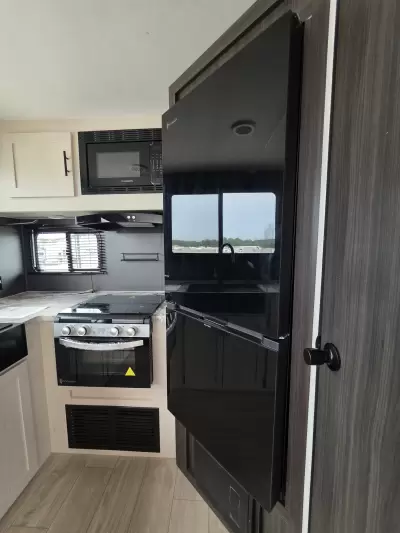 New 2027 Shasta Oasis 30RKS — photo 23