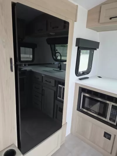 Used 2025 Forest River RV Rockwood GEO Pro 20FK — photo 17