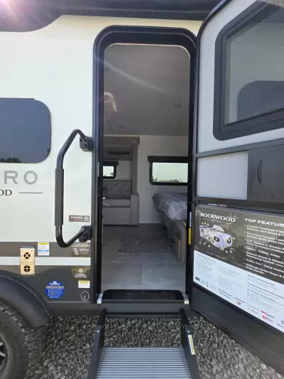 New 2027 ROCKWOOD Geo Pro 20SFB — photo 13