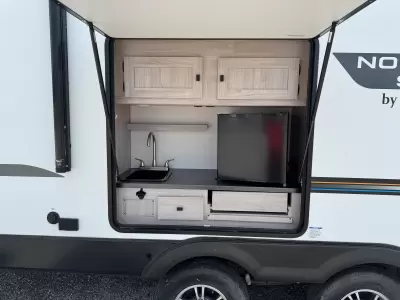 Used 2024 Coachmen Northern Spirit 2963BH — photo 9