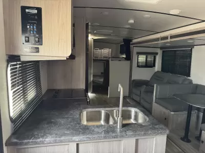 Used 2024 Coachmen Northern Spirit 2963BH — photo 21