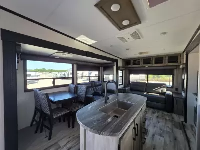 Used 2022 KZ DURANGO 283RLT — photo 14