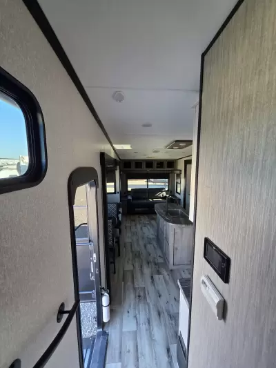 Used 2022 KZ DURANGO 283RLT — photo 31