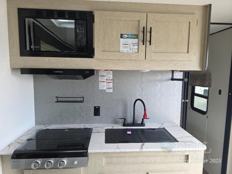 New 2026 Shasta RVs i-5 Edition 525RS