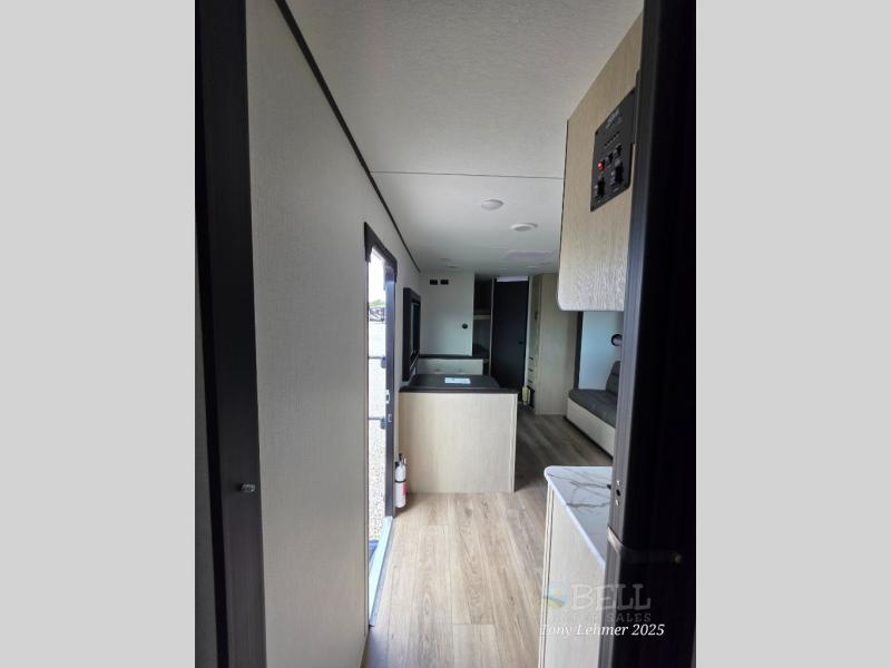 New 2026 Shasta RVs i-5 Edition 525RS