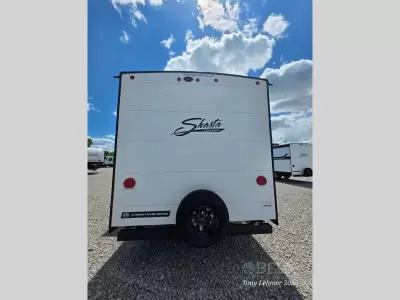 New 2026 Shasta RVs i-5 Edition 525RS — photo 9