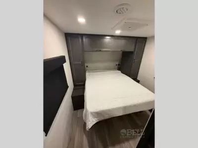 New 2026 Venture RV Stratus 261VRB — photo 31
