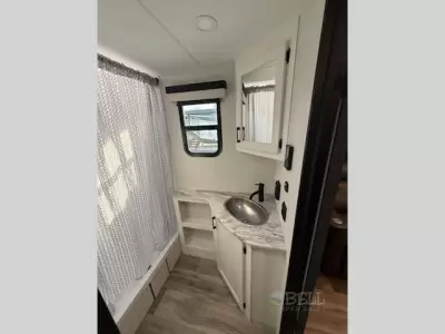 New 2026 Venture RV Stratus 261VRB — photo 23