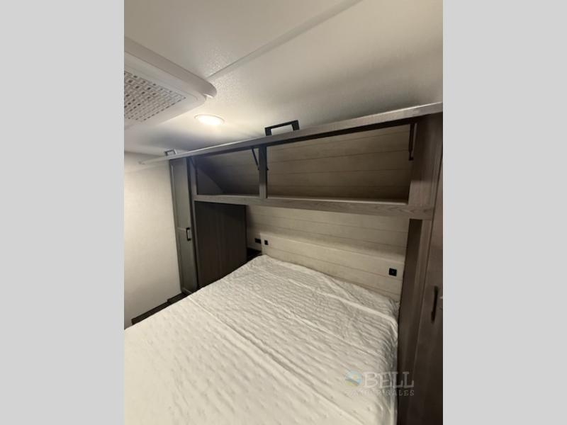 New 2026 Venture RV Stratus SR261VRB