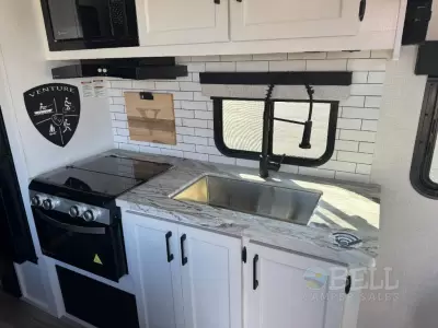 New 2026 Venture RV Stratus SR200VRB — photo 11