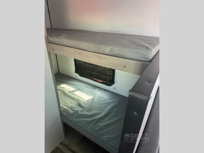 Used 2024 Dutchmen RV Coleman 17B