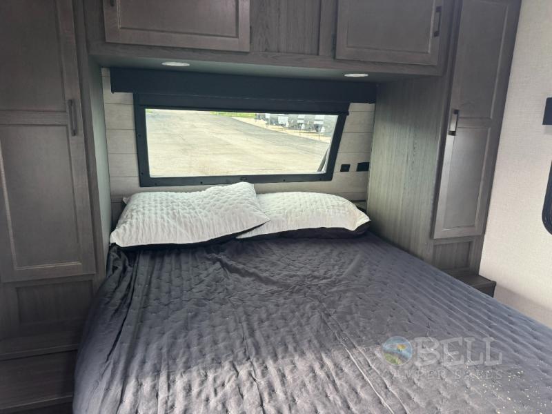 New 2026 Venture RV SportTrek ST261VBH