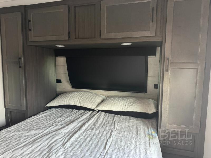 New 2026 Venture RV SportTrek ST271VRB