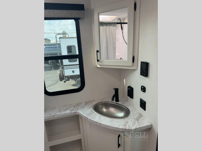 New 2026 Venture RV SportTrek ST271VRB