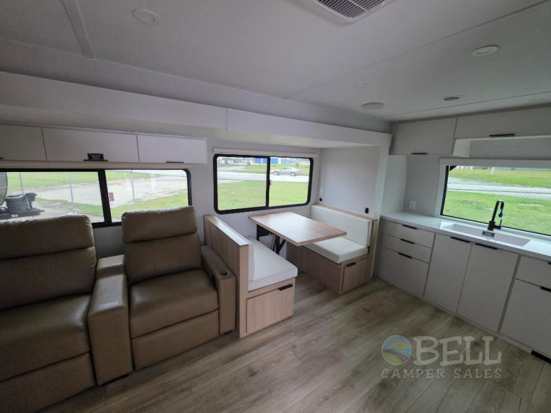 New 2026 Winnebago Thrive 26FKD