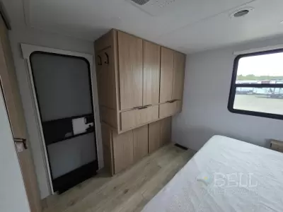New 2026 Winnebago Thrive 26FKD — photo 31