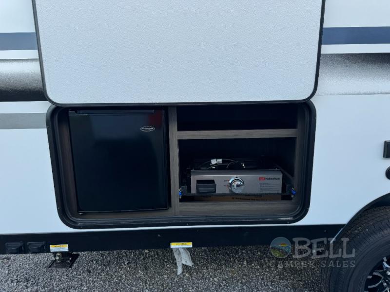 New 2026 Venture RV SportTrek Stinger Lite STS161VUD