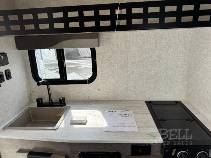 New 2026 Lance Squire Truck Campers SQ825