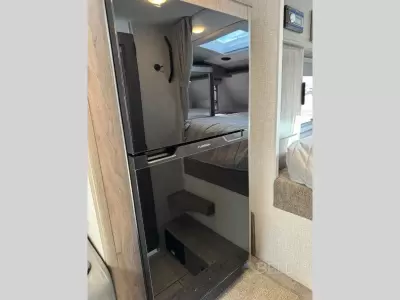 New 2026 Lance Lance Truck Campers 1172 — photo 13