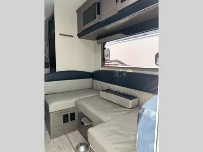 New 2026 Lance Lance Truck Campers 850 — photo 14