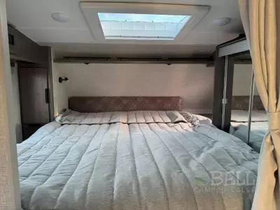 New 2026 Lance Lance Truck Campers 1191 — photo 9
