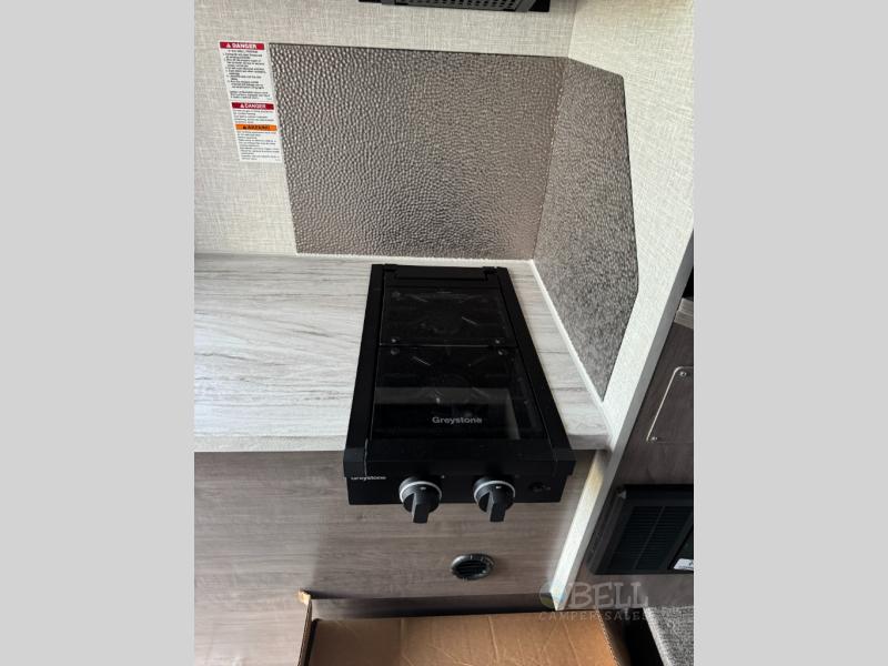 New 2026 Lance Lance Truck Campers 825