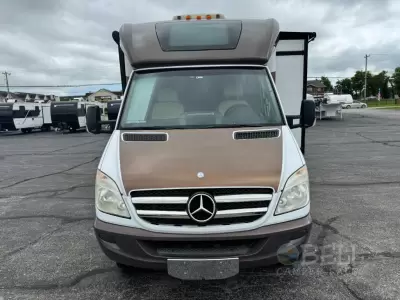 Used 2013 Winnebago View Profile 24G — photo 3
