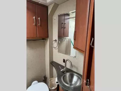 Used 2013 Winnebago View Profile 24G — photo 17