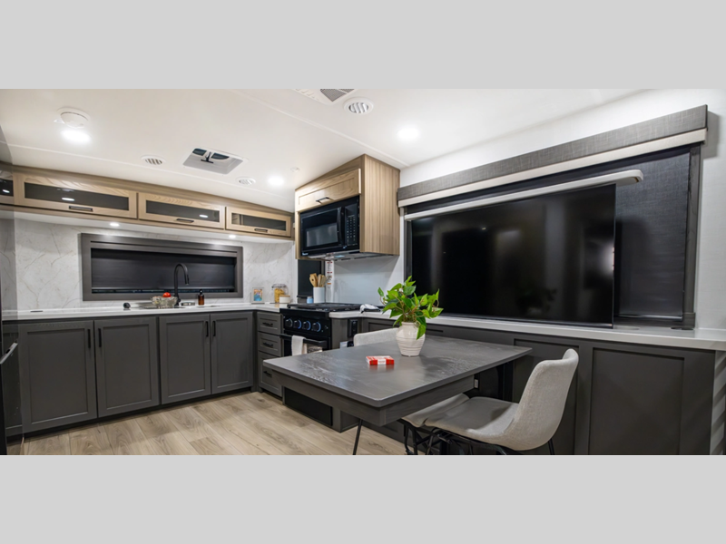 New 2027 Forest River RV Rockwood Signature 290SFK