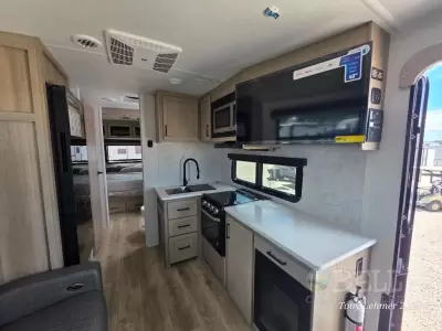 New 2026 Forest River RV Rockwood Ultra Lite 302RDT — photo 15